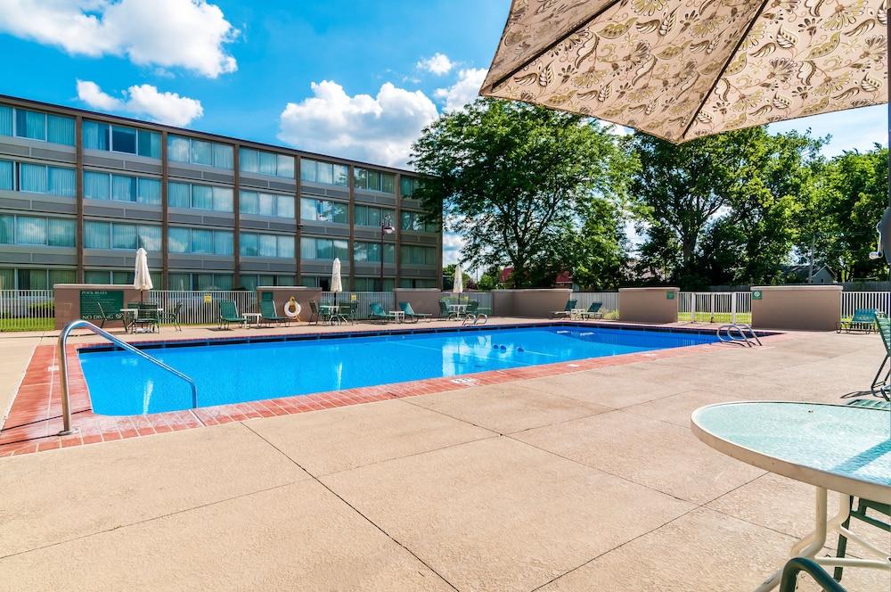 Clarion Hotel & Convention Center Joliet Luaran gambar