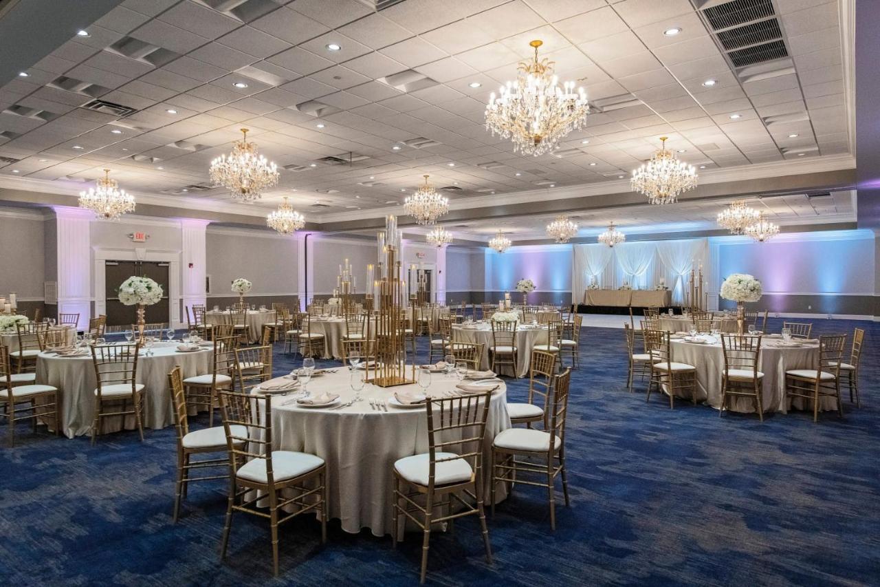 Clarion Hotel & Convention Center Joliet Luaran gambar